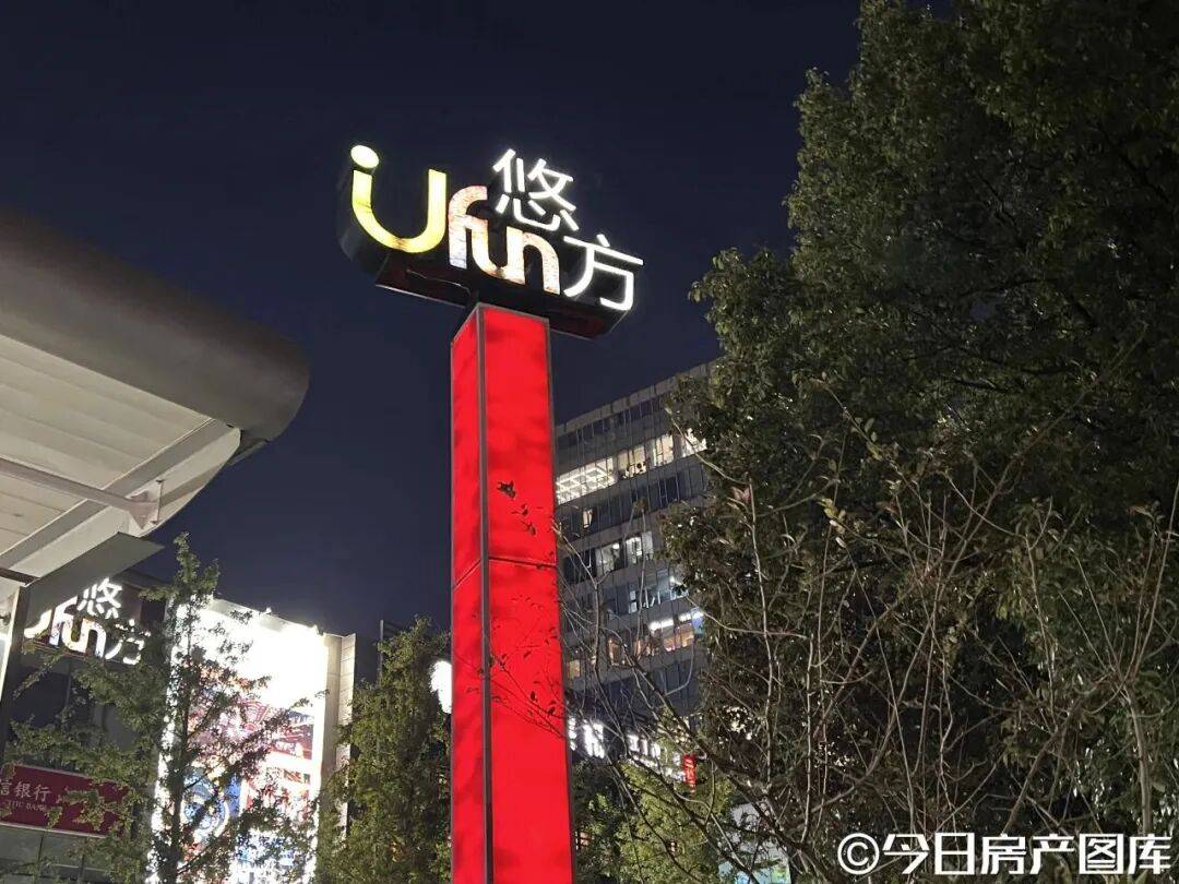 新江湾11容积率滨水墅邸启幕麻将胡了双日到访超400组!(图4) 新江湾11容积率滨水墅邸启幕麻将胡了双日到访超400组!(图4)